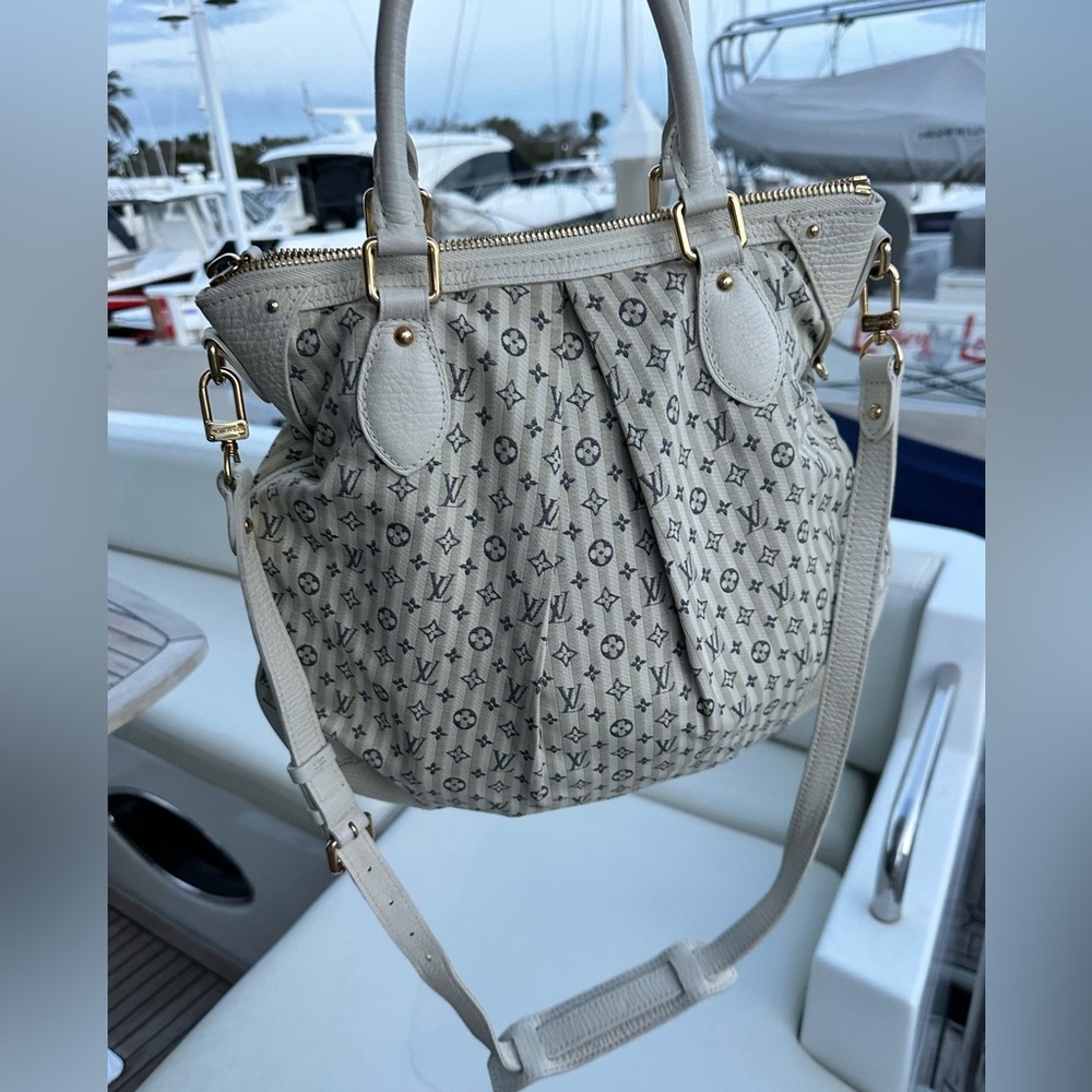 Louis Vuitton monogram crossbody and shoulder bag - Picture 14 of 14